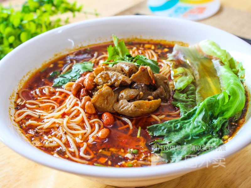 红烧肥肠粉重庆小面推荐菜:徐记重庆小面(恒大雅苑店)位于济南市槐荫