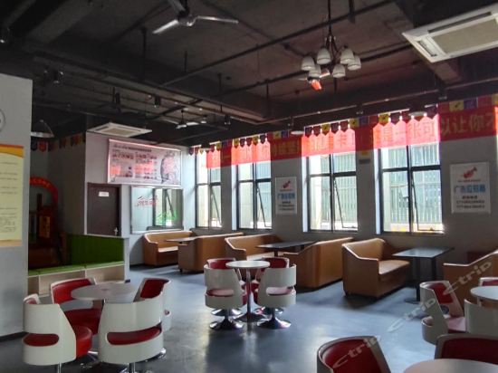 杭州市 住宿服务 酒店 > 崇凯大酒店