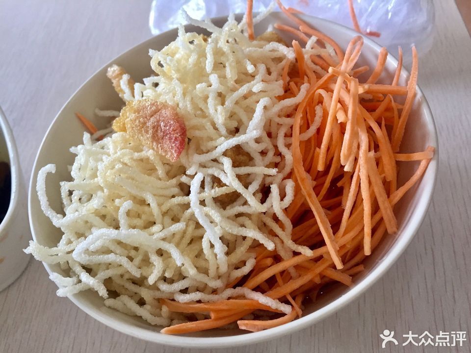 推荐菜:标签:甜品店餐饮甜意糖水店位于深圳市宝安区沙井街道飞扬路