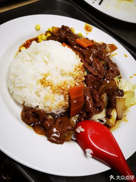 蚝油牛肉饭图片