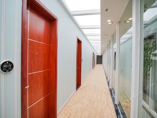 润悦丰酒店(霞梧店)