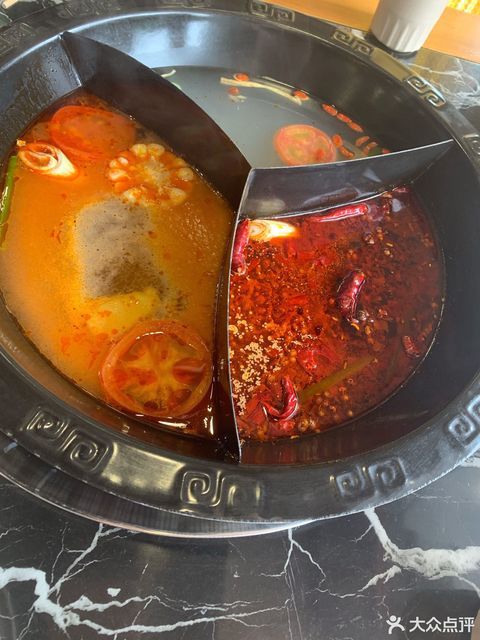 蜀龙成都老火锅