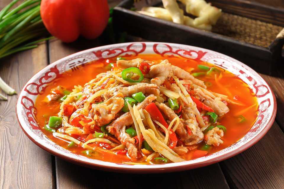 【招牌必点】艾叶镇鸡脚图片