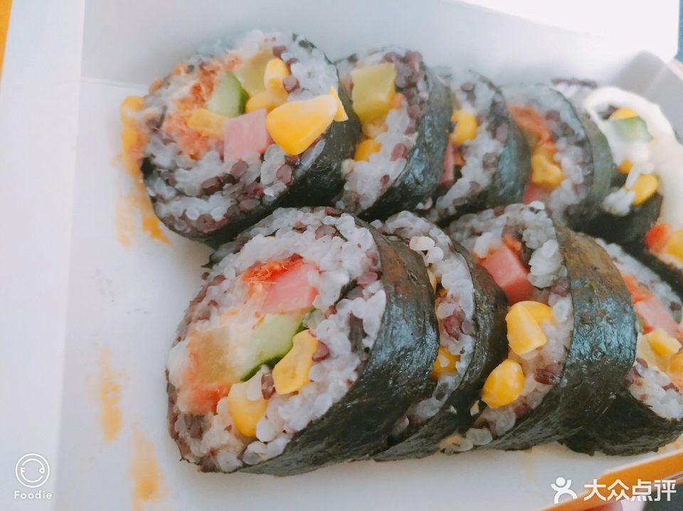 玉米沙拉紫菜包饭 金毛辣松紫菜包饭