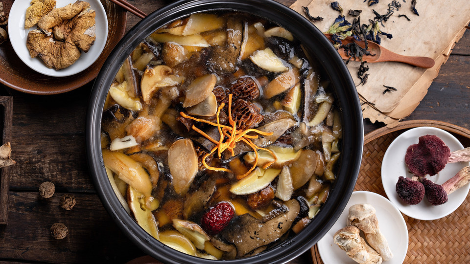 小圈云南野生菌苏派牛肉火锅