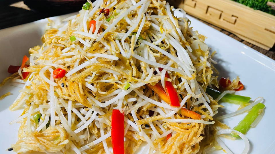 绿豆芽炒馓子图片