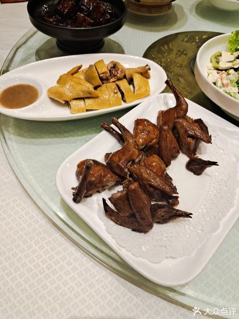 西郊百联顺风大酒店