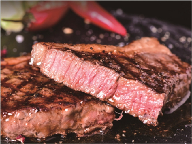 炭烤果木牛排图片