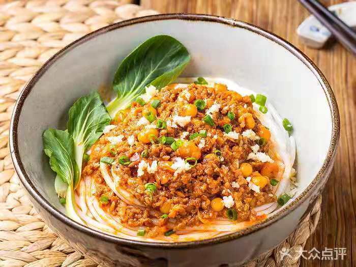 飘香豌杂拌粉图片