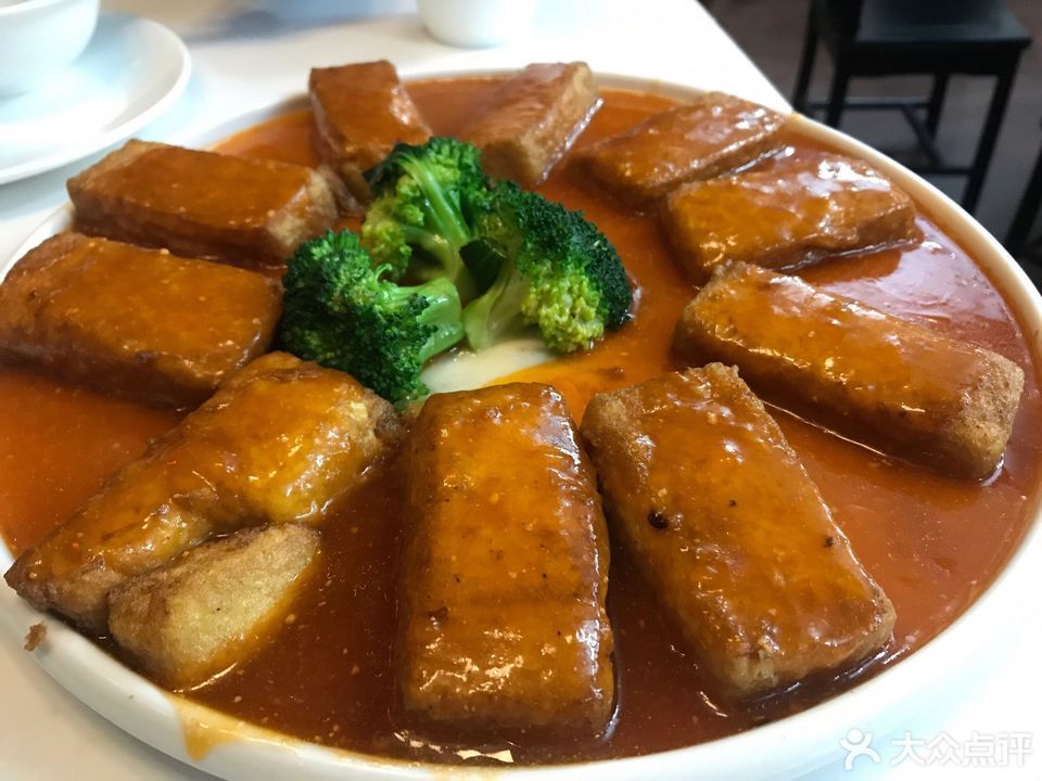 鲍汁黄金豆腐图片