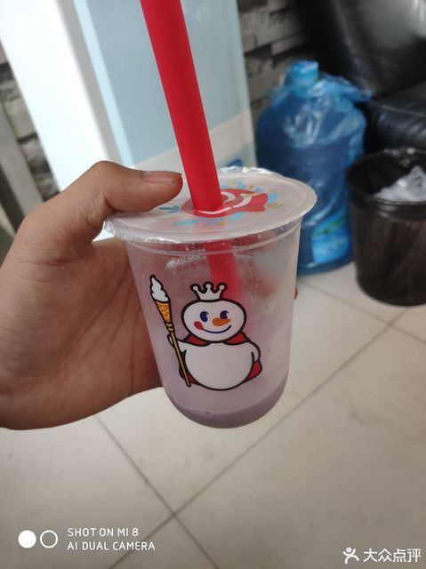 蓝莓摇摇奶昔图片