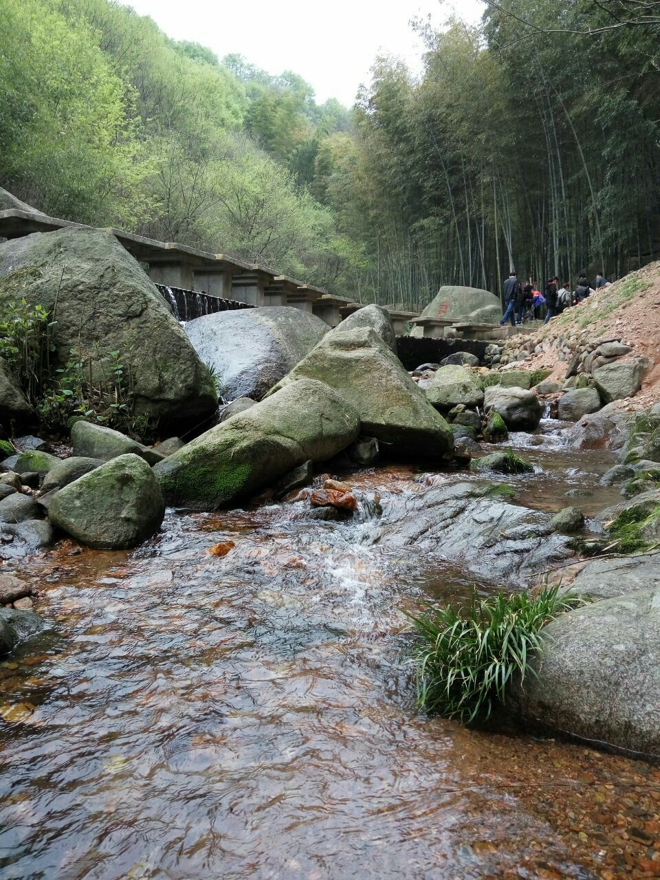 独山龙井沟风景区图片