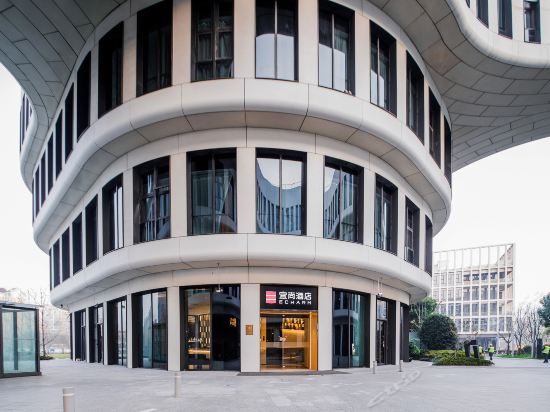 中骏广场一期6号楼