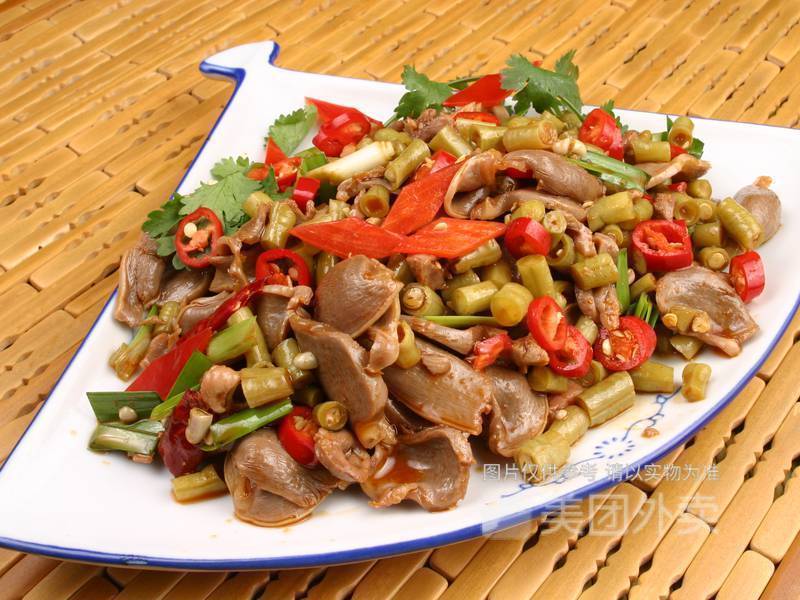 酸豆角鸡杂图片