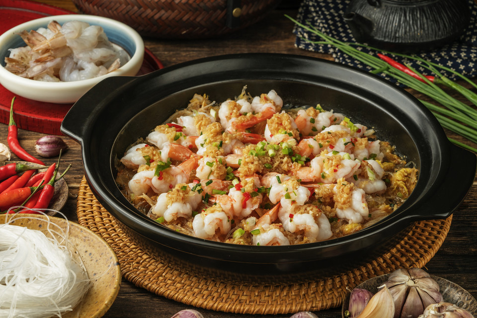石锅焖虾图片