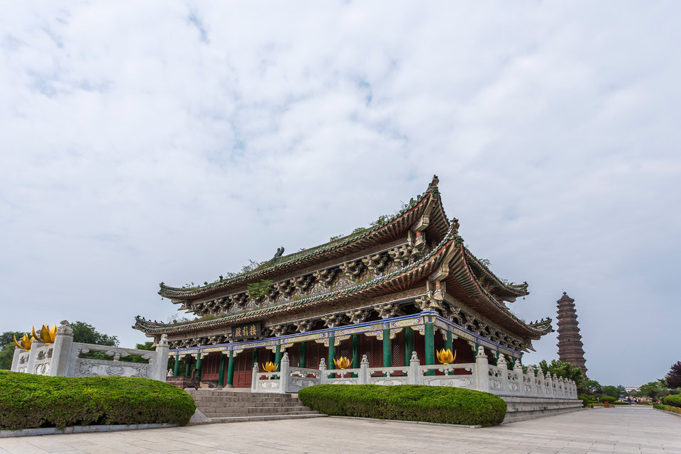 铁塔公园灵感院