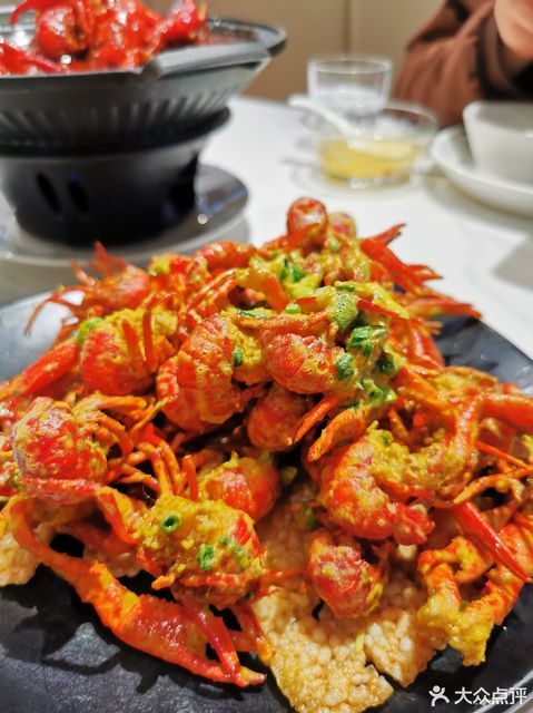 蛋黄小龙虾图片