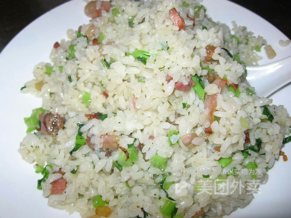 干巴苦菜炒饭图片