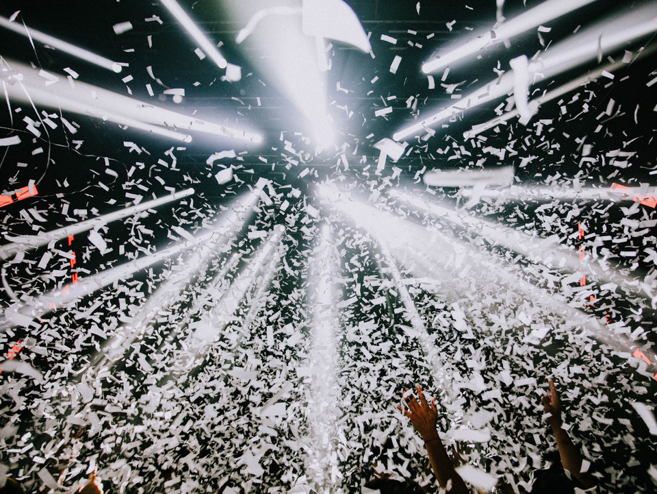 哪儿):南通市崇川区濠南路28号华达广场内4号楼标签:推荐菜:分类:酒吧