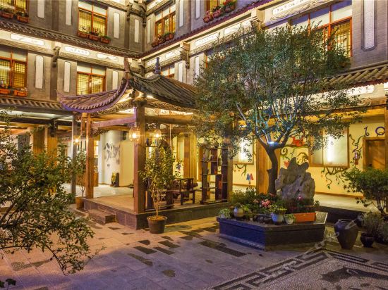 隐沫酒店(丽江黑龙潭店)