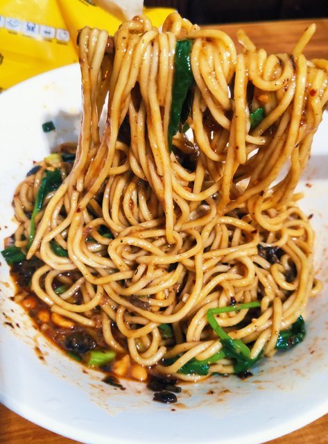 桐桐妹的干溜面