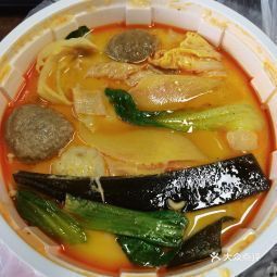 张亮麻辣烫长江西路店