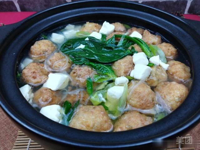 豆腐丸子砂锅图片