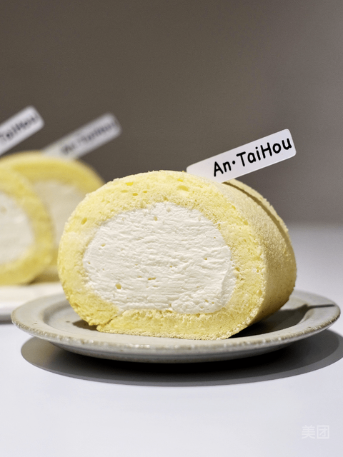 舒芙蕾海盐生乳卷图片