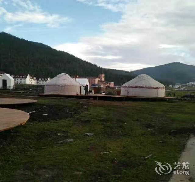 贾登峪仙峰大酒店