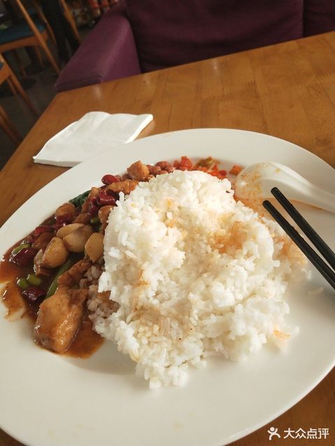 地址(位置,怎么去,怎么走,在哪,在哪里,在哪儿): 赣州市南康区凤岗