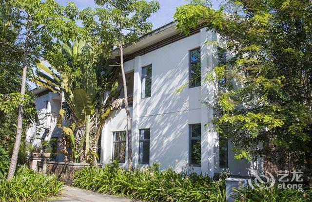 三亚梧桐树别墅度假酒店