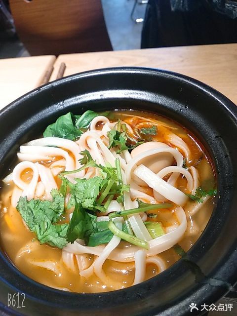 姐弟俩土豆粉