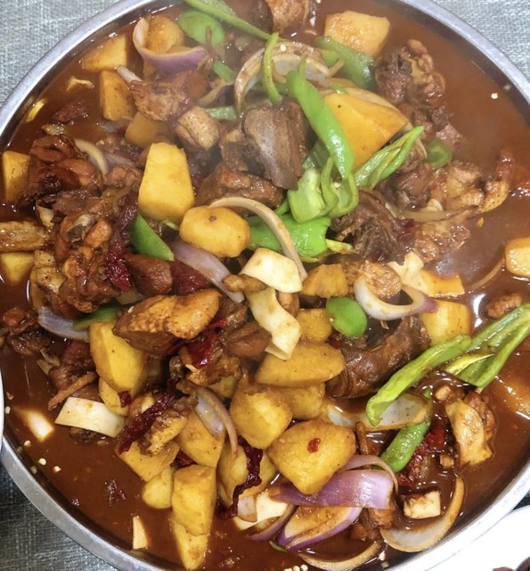 张氏沙湾大盘鸡餐厅