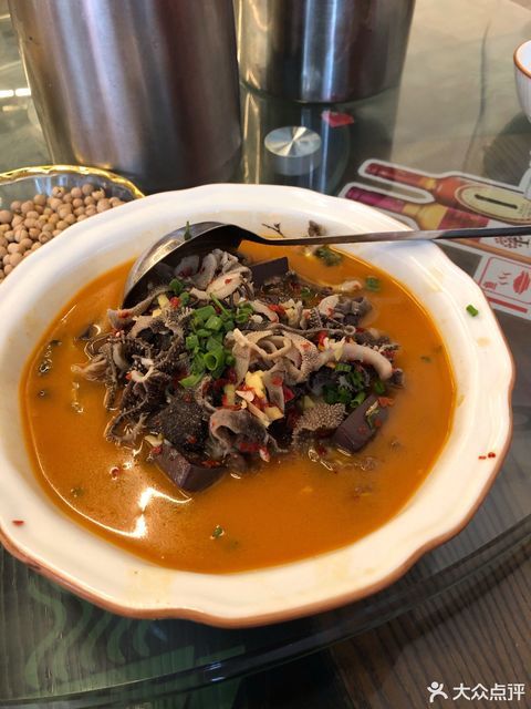 推荐菜 分类:餐饮;地方菜;特色菜;特色/地方风味餐厅;农家菜;餐馆