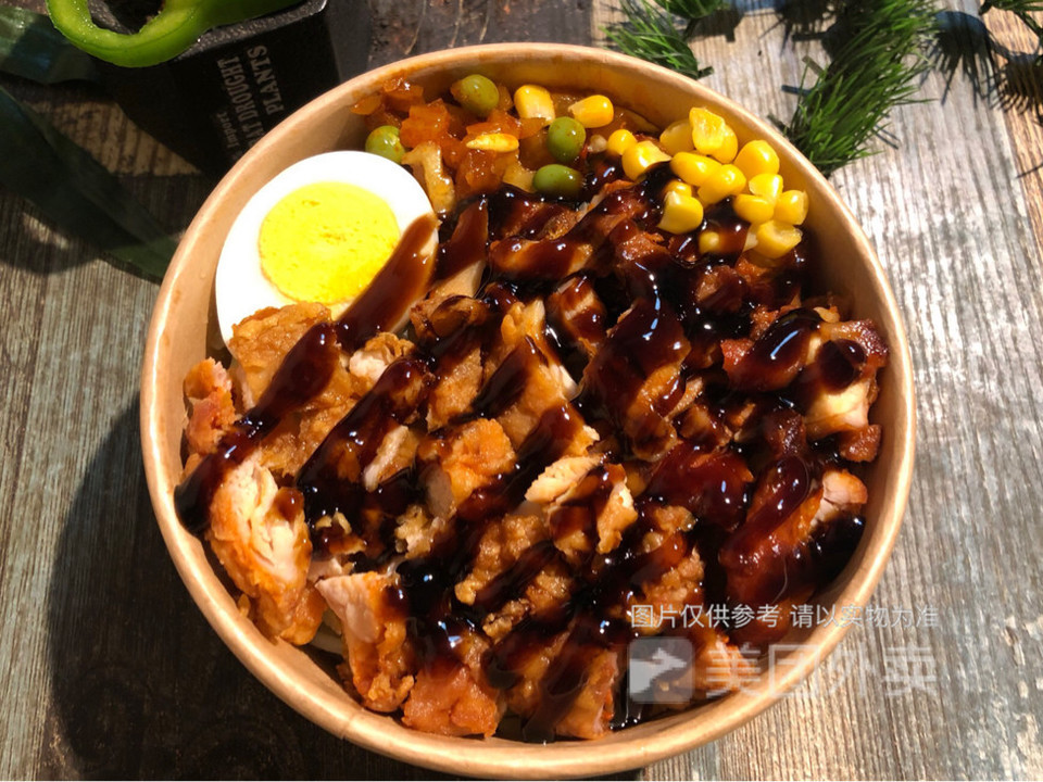 照烧脆皮鸡米饭图片