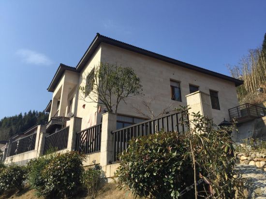               宜春温汤半山别墅