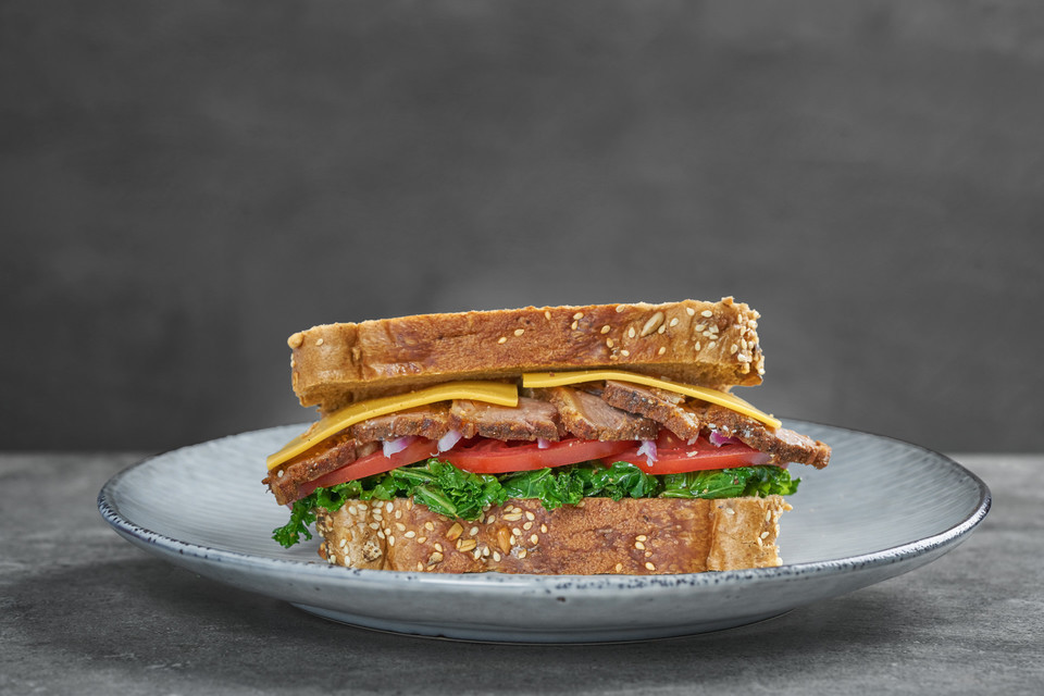 烤澳洲牛肉三明治图片