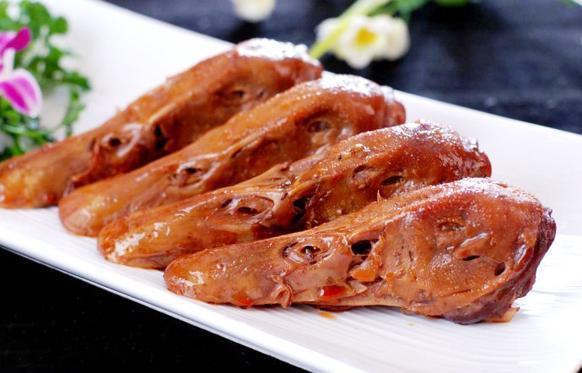 特色卤鸭头图片