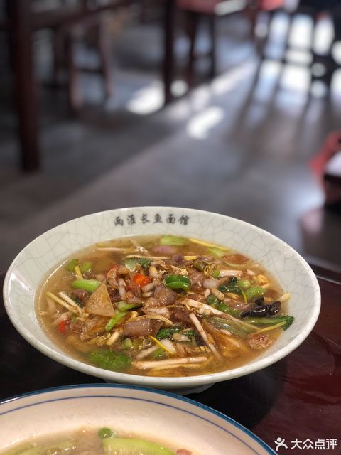 拆骨回锅面图片