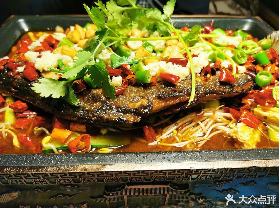 辣烤湄公鱼图片