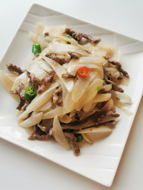 酸萝卜牛肉图片