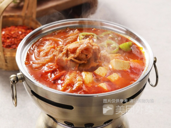 五花肉泡菜锅图片