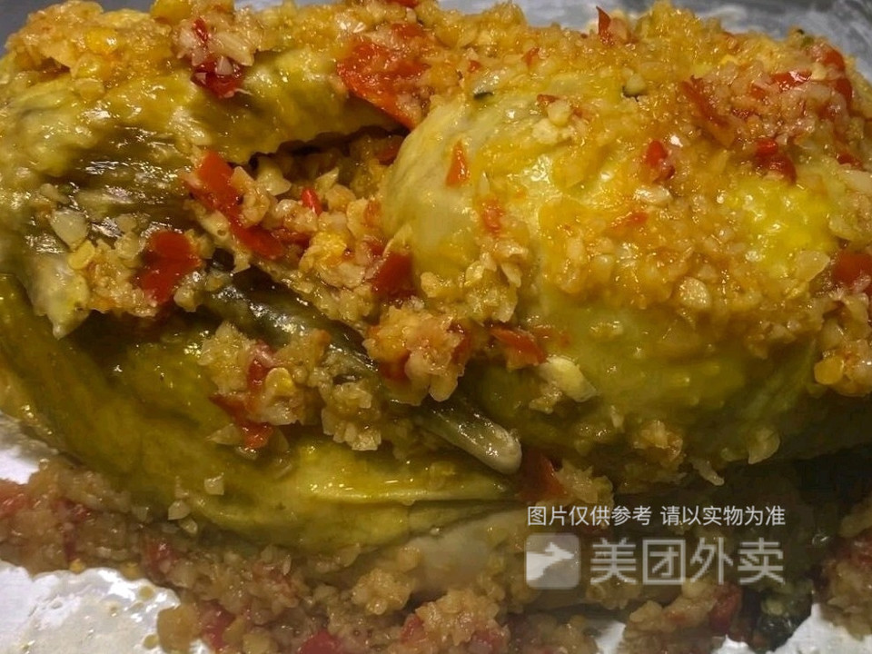 秘制蒜蓉酱原味手撕鸡推荐菜:82年叫花鸡位于合肥市瑶海区滨河苑1幢-2