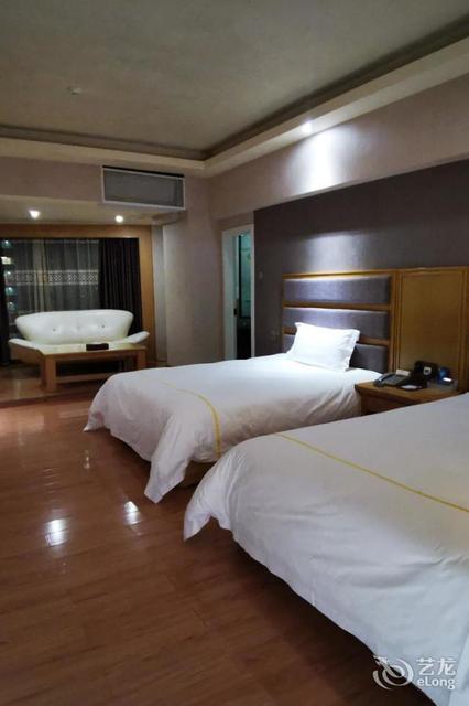 广怡酒店茂名官山三路店