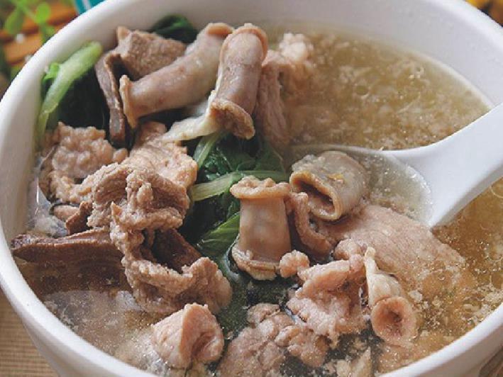 筒骨鱼丸汤饭猪肉丸猪杂汤河粉推荐菜:标签:快餐餐饮