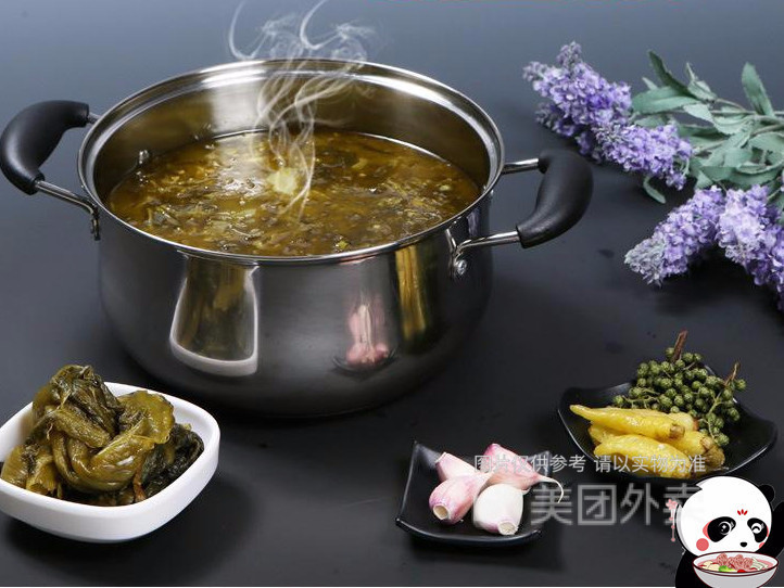 秘制老坛酸菜汤底图片