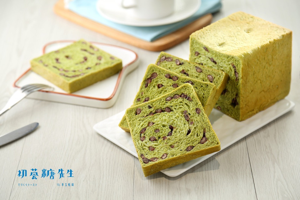 抹茶红豆吐司图片