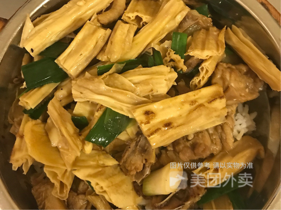 腐竹焖鸡饭图片