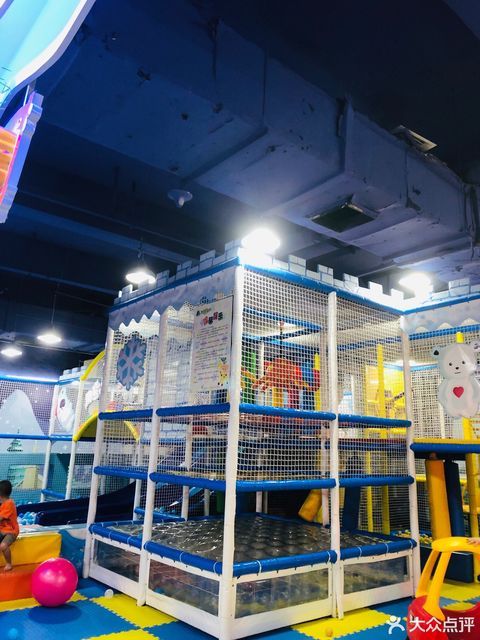 成都室内儿童游乐场