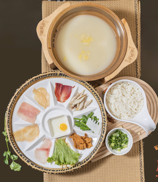 滇润居过桥米线世纪金源店